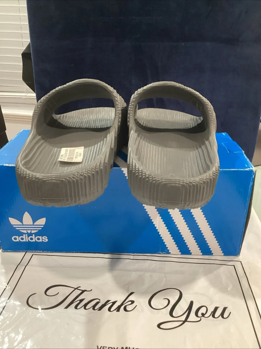 Adidas Adilette 22 Grey Slides Men’s Size 8 HP6522 NIB